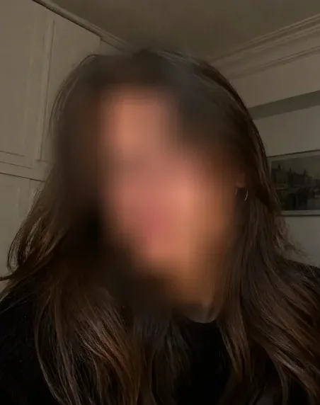 Andrea, 30