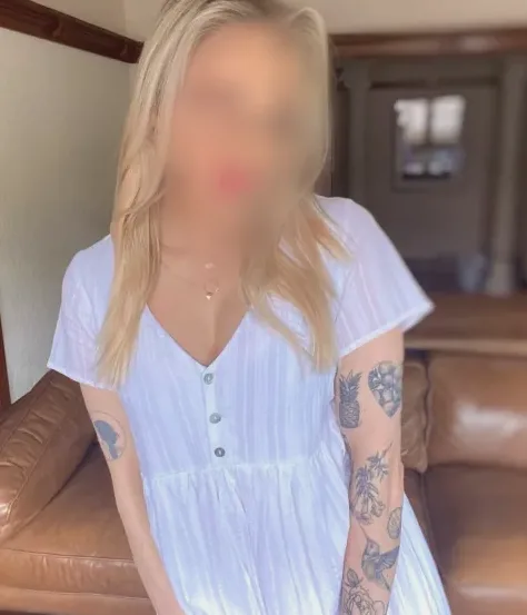 Büsra, 40