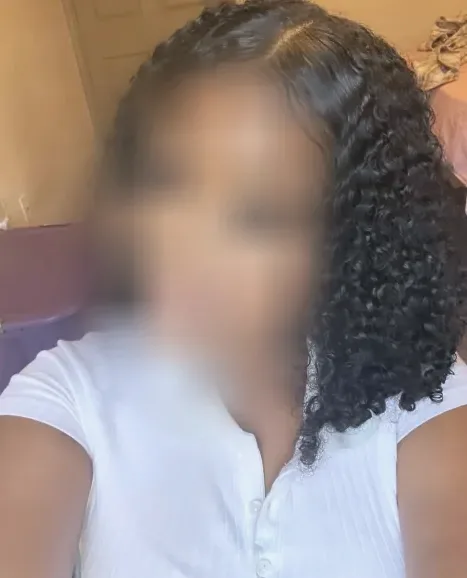 Cara, 20
