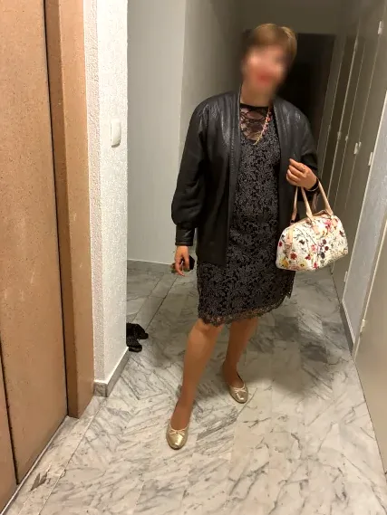 Dilara, 37