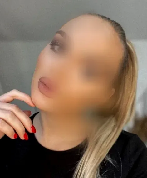 Elena, 31
