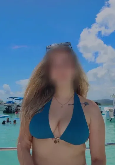 Elena, 21