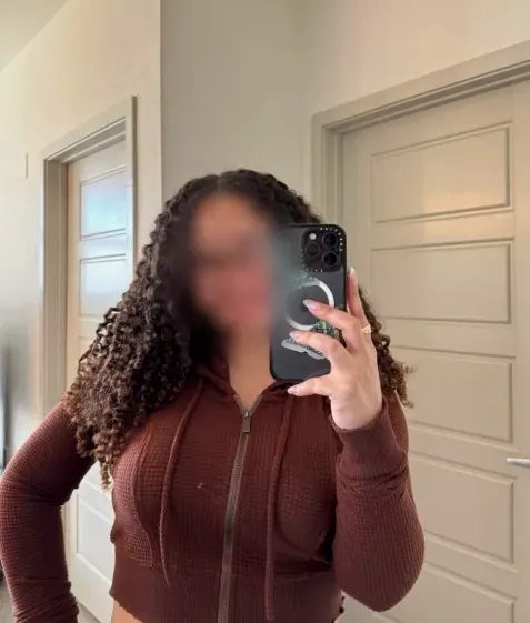 Elisa, 31