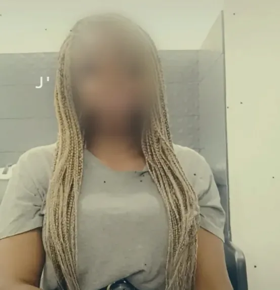 Fiona, 39