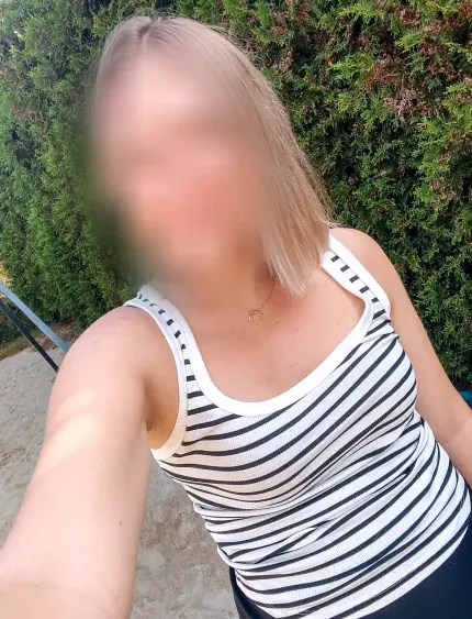 Miriam, 37