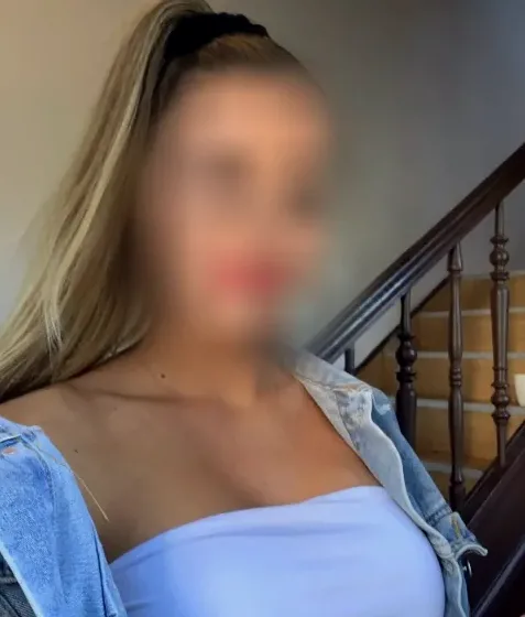 Romy, 26
