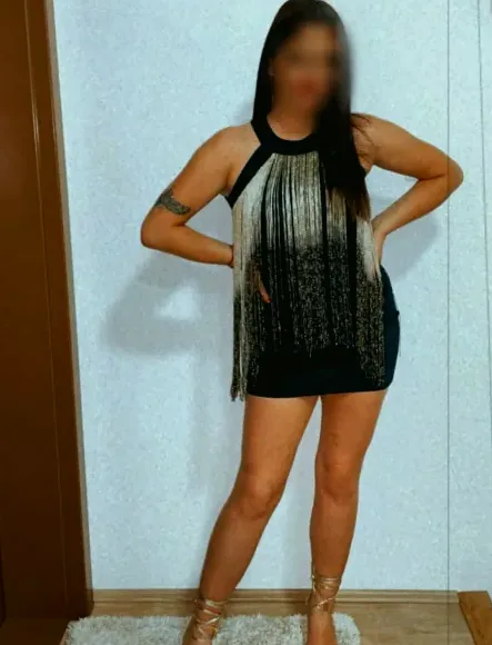Svenja, 32