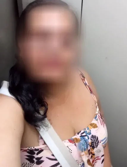 Tanja, 32